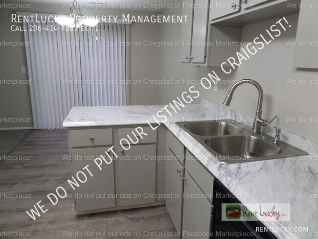 Building Photo - 33029 22nd Pl S