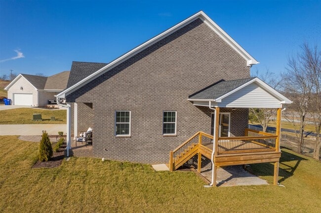 Building Photo - 7251 Hilliard Cir