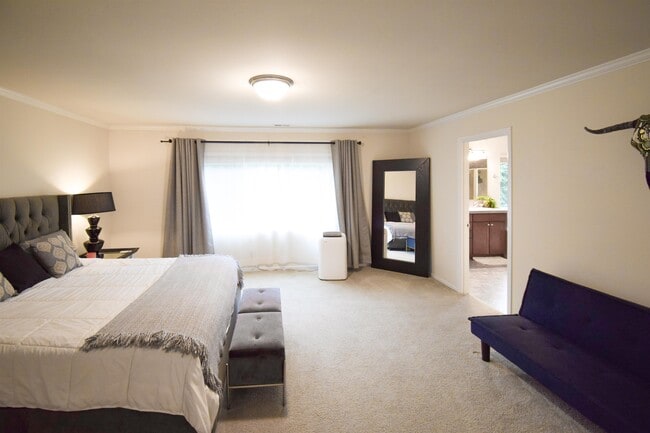 Building Photo - 4721 Joppa St SW