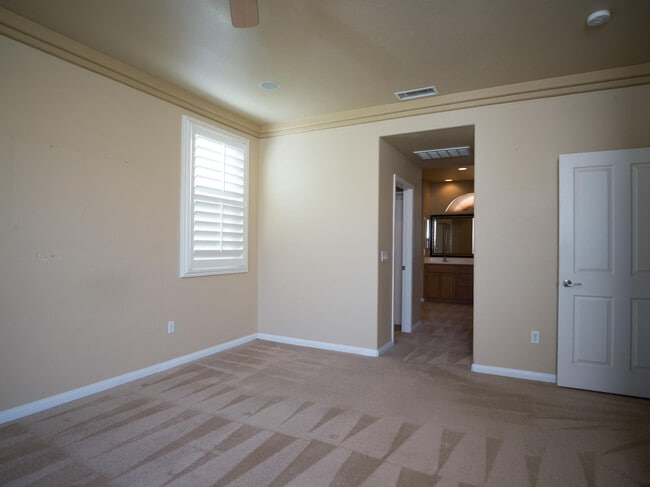 Building Photo - 42222 Revere St