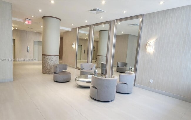 Building Photo - 5401 Collins Ave
