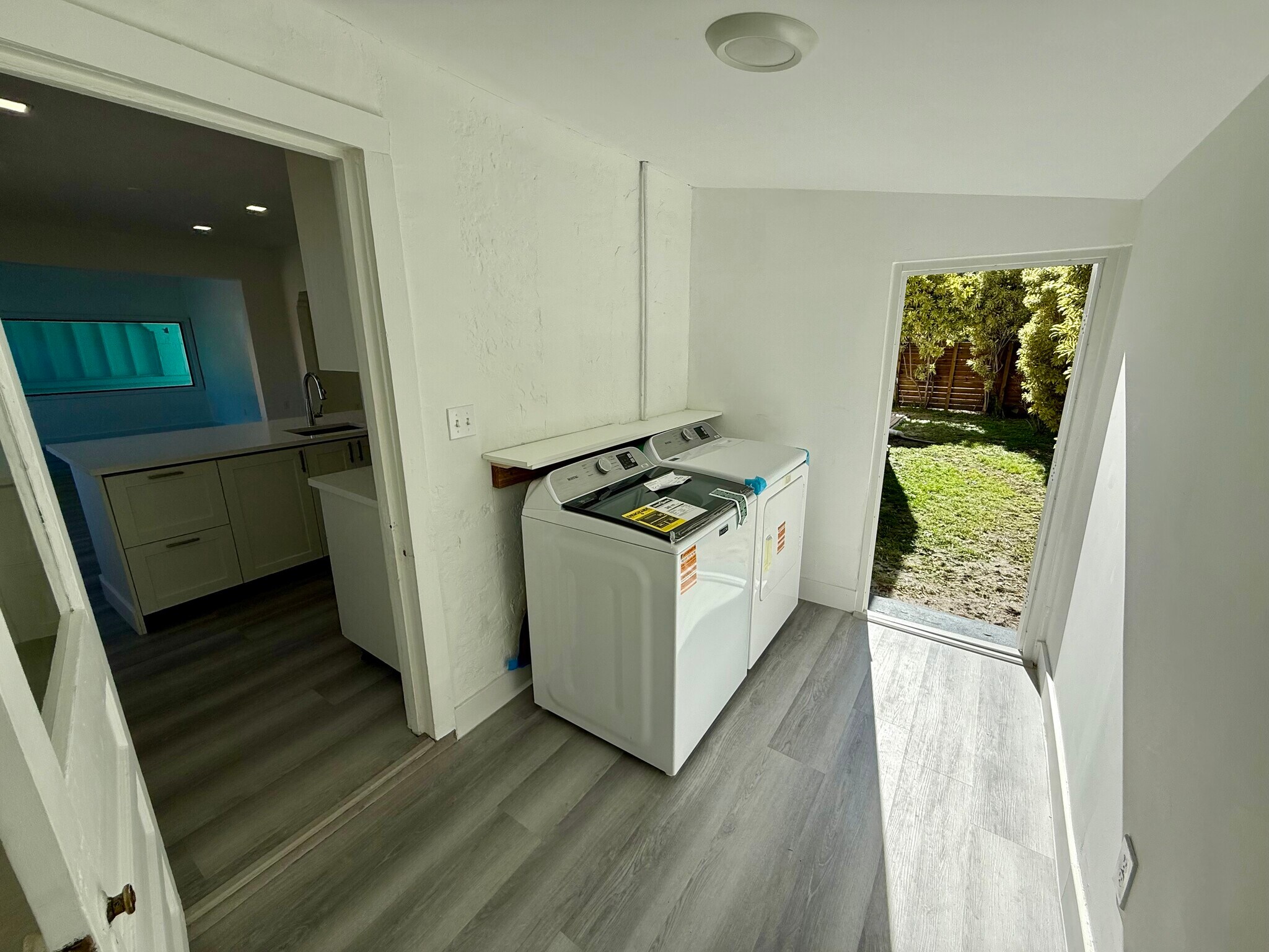 New Gas Washer / Dryer - 340 NE 125th St