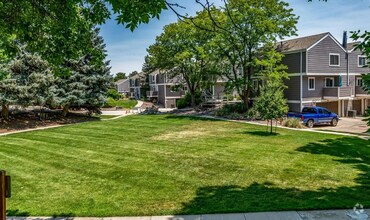 Building Photo - 2 bedroom master suites,2 bathrooms! 1 car...