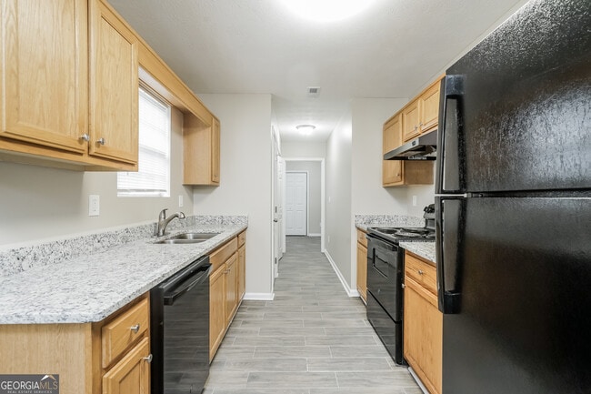 Building Photo - 145 Fairclift Dr