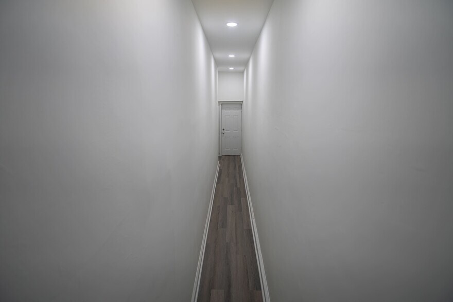 Building Photo - 2410 Wharton St