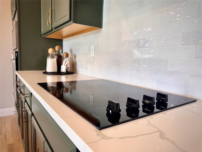 Building Photo - 2928 Voyager Ave