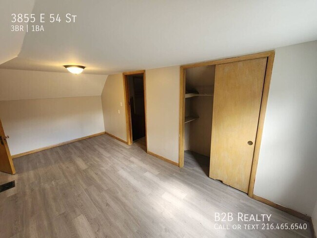 Building Photo - 3855 E 54th St