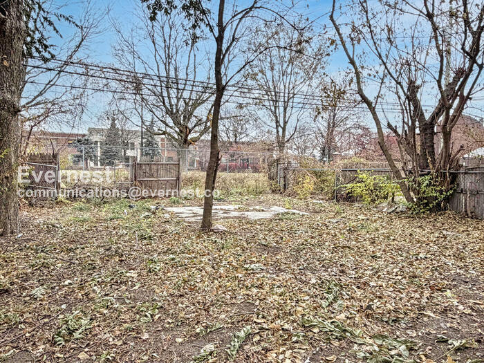 Building Photo - 2032 Kendall St