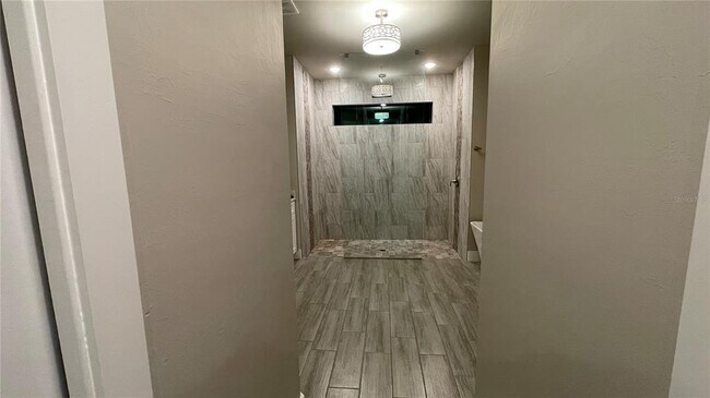 Building Photo - 318 Radford Ave