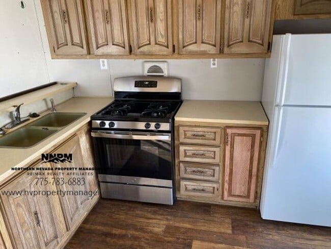 Building Photo - Shady Acres MHP Mobile for Rent in Fallon