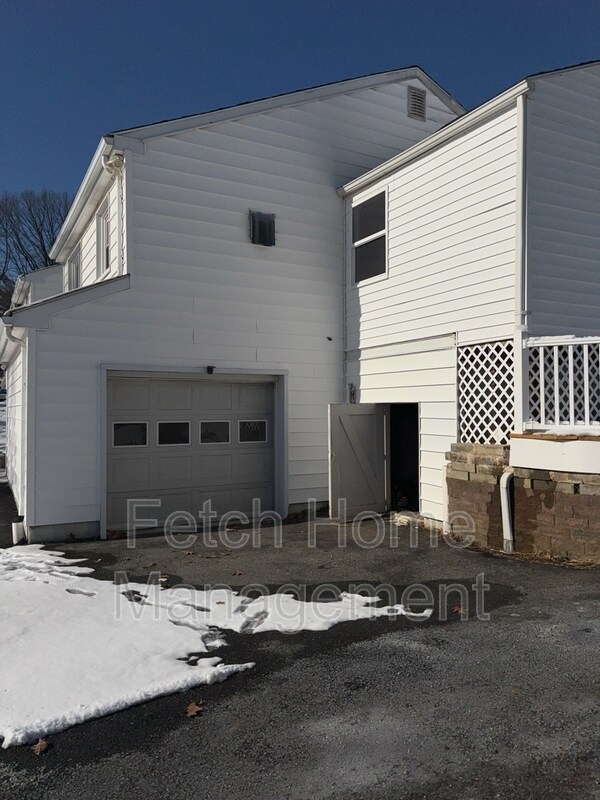 Building Photo - 1766 Linwood Ave