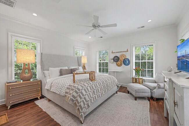 Building Photo - 172 Wando Reach Ct