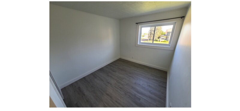 Building Photo - 306 Prentice Ave