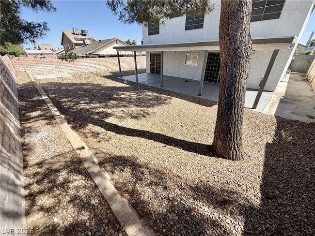 Building Photo - 6990 Paddington Way