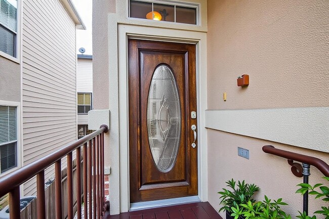 Building Photo - 2135 Stacy Knoll