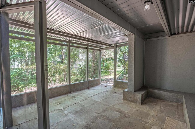 Building Photo - 301 Harbor Heights Dr