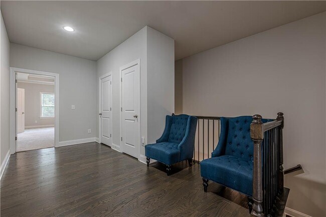 Building Photo - 1130 Provence Ln