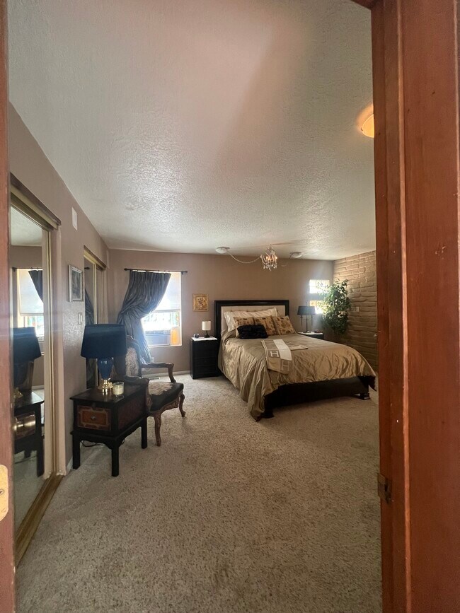 Building Photo - 3105 Camino Caballete NW