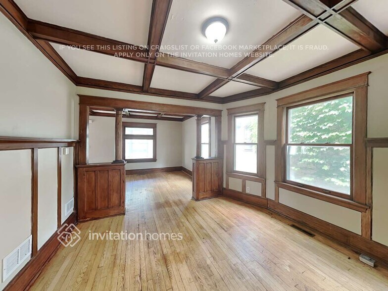 Building Photo - 1330 Dayton Ave