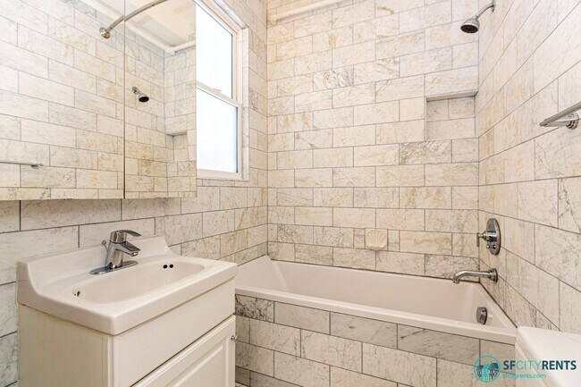 Building Photo - 152 Lone Mountain Terrace