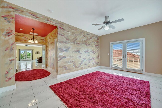 Building Photo - Stunning Annual Rental: Luxury Coastal Liv...