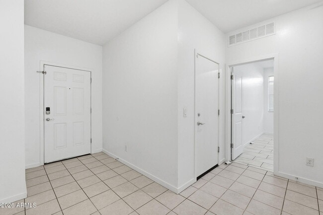 Building Photo - 6762 W Encinas Ln