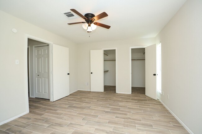 Building Photo - 22318 Fincastle Dr