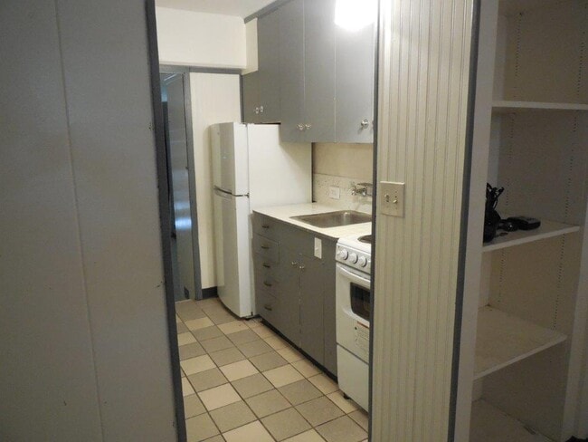 Building Photo - 505LEE