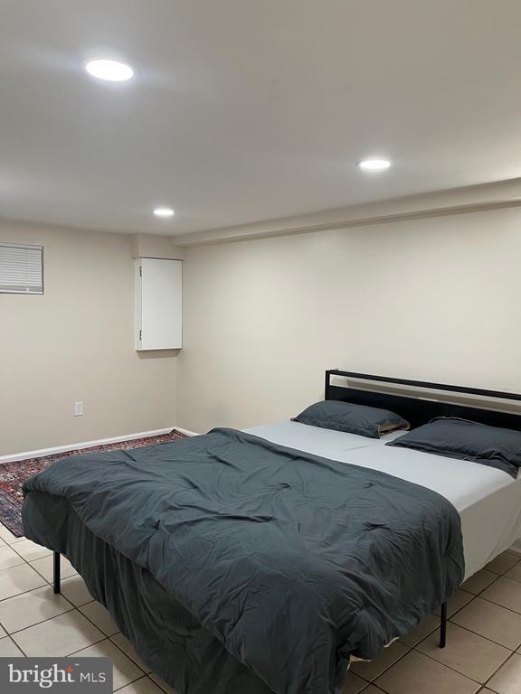 Building Photo - 1422 E St