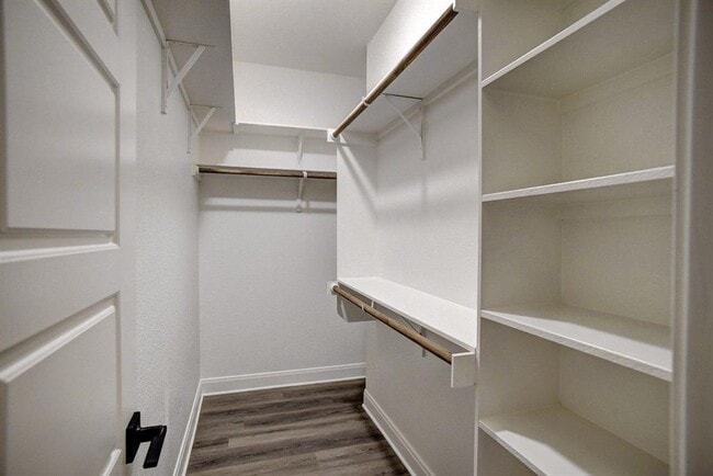 Building Photo - 123 S Kanaio Dr