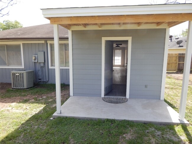 Building Photo - 20502 Burwood Cir