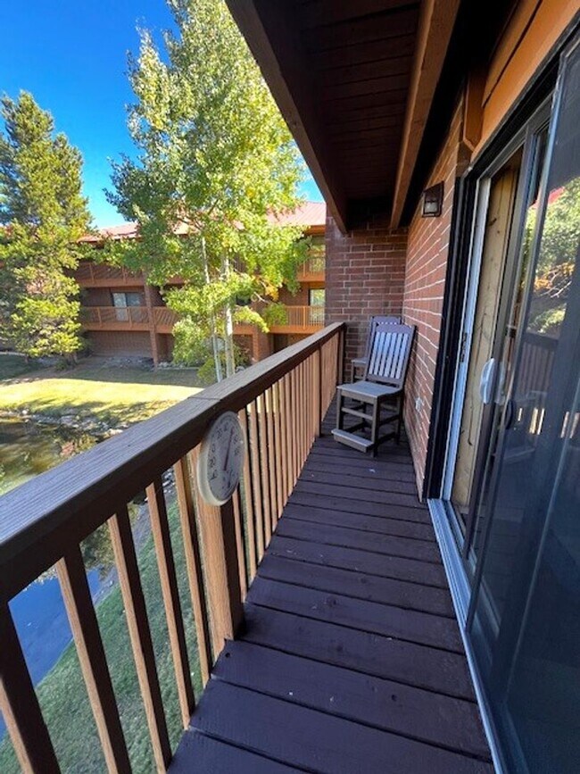 Building Photo - Long Term Rental- Lagoon Townhomes 720D