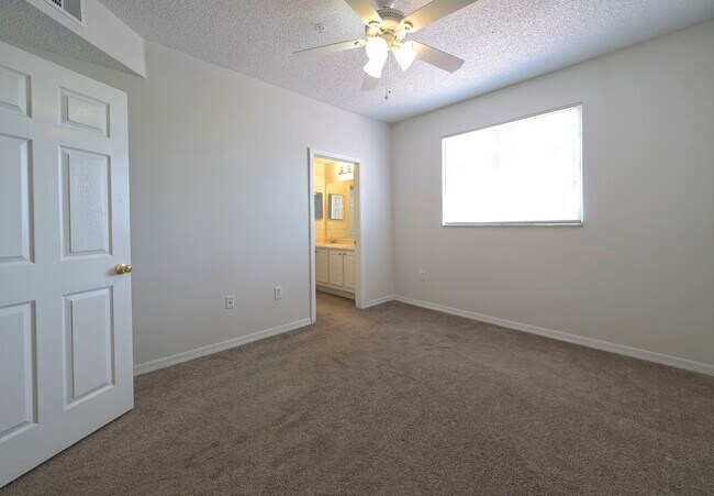 Primary Bedroom - 5681 Bentgrass Dr