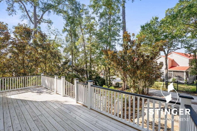 Building Photo - 130 Bartram Dr