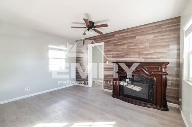 Building Photo - Cozy 1 Bed 1 Bath Home for Rent in Los Ang...