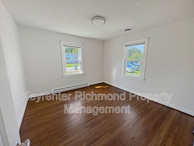 Building Photo - 2902 Irisdale Ave