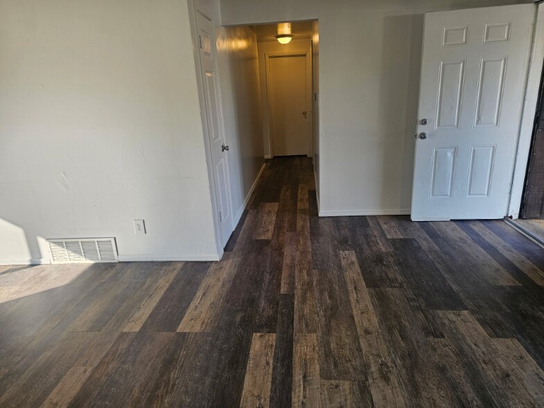 Building Photo - 4705 Dudley St