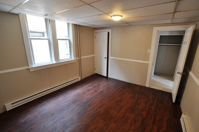 Building Photo - NO APPLICATION FEE!! Completely Renovated ...