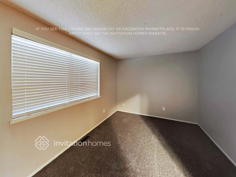 Building Photo - 18516 W 59th Dr