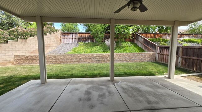 Building Photo - 6015 Dubois Pl