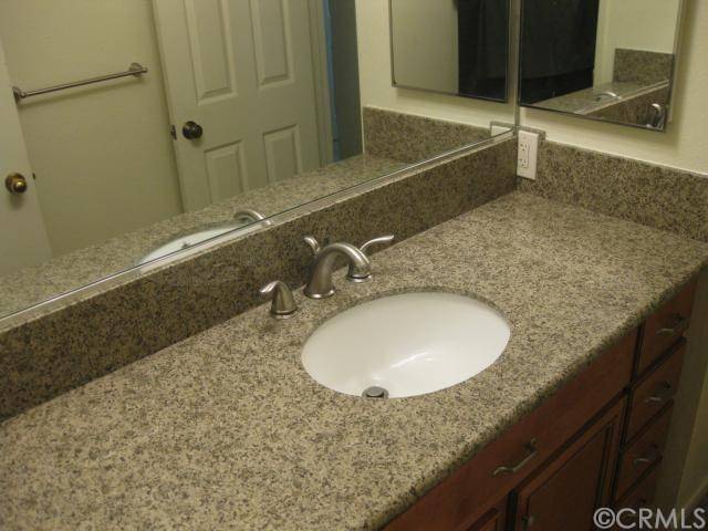 Building Photo - 69 Wildwood