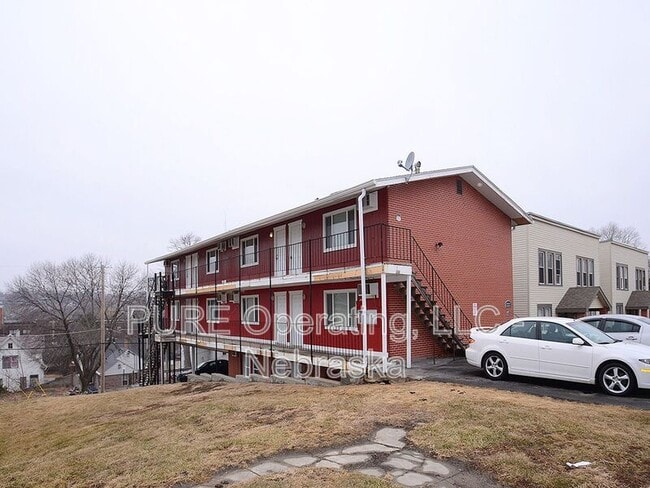 Building Photo - 540 S 30th St