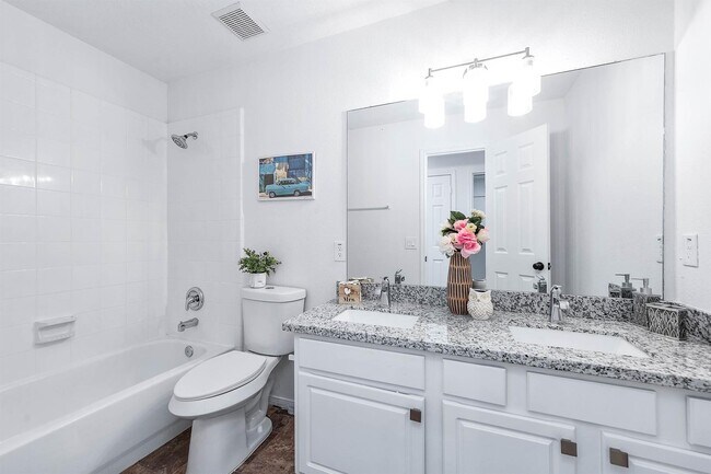 Building Photo - 13415 Anderwoods Ct