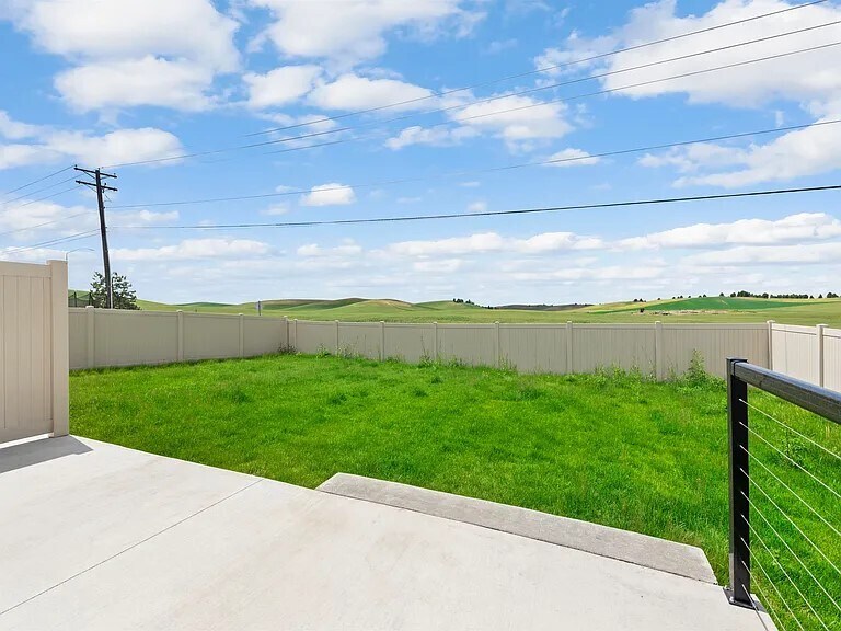 Building Photo - 1132 Greenfield Dr