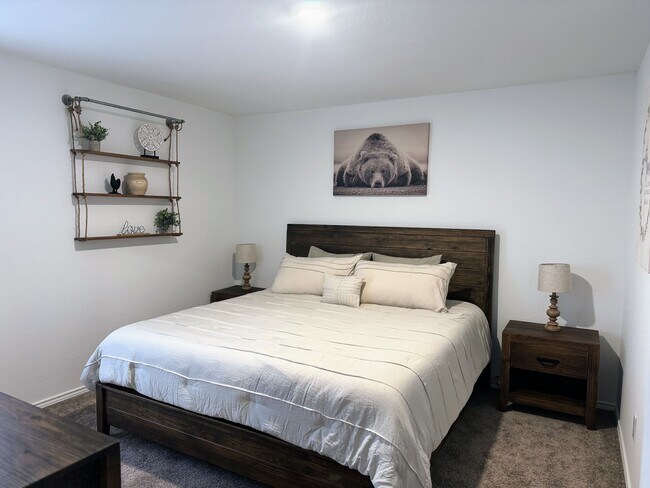 Building Photo - 722 Killdeer Trl