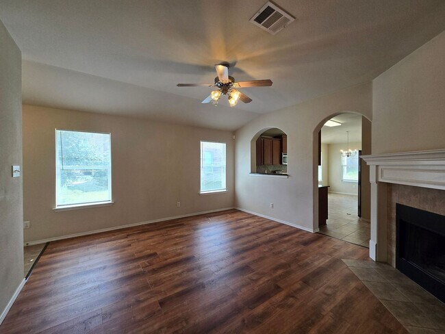 Building Photo - 4804 Bayer Hollow Dr
