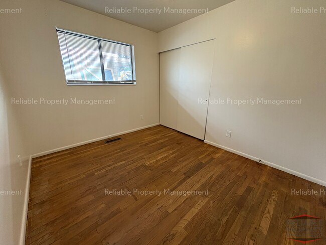 Building Photo - 2650 E 17th St