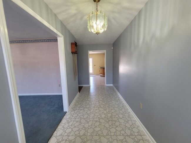 Building Photo - Nice Brick Home in Mount Airy