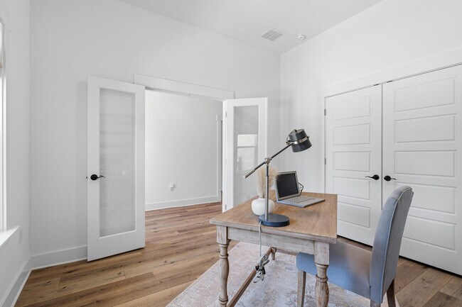 Building Photo - 35 Highland Dr NW