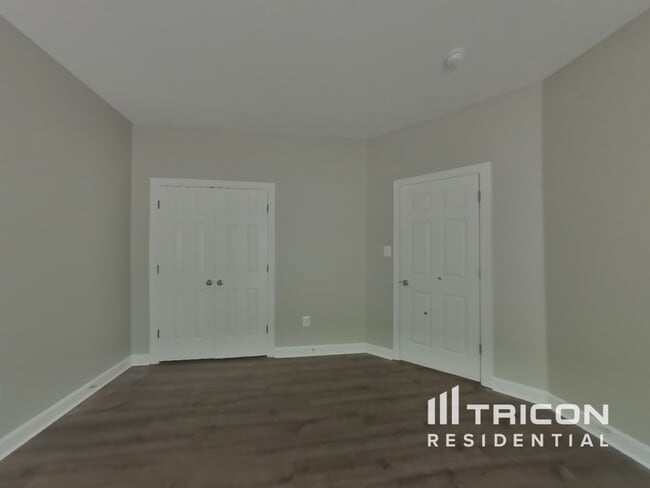 Building Photo - 15605 Sir Edwards Dr